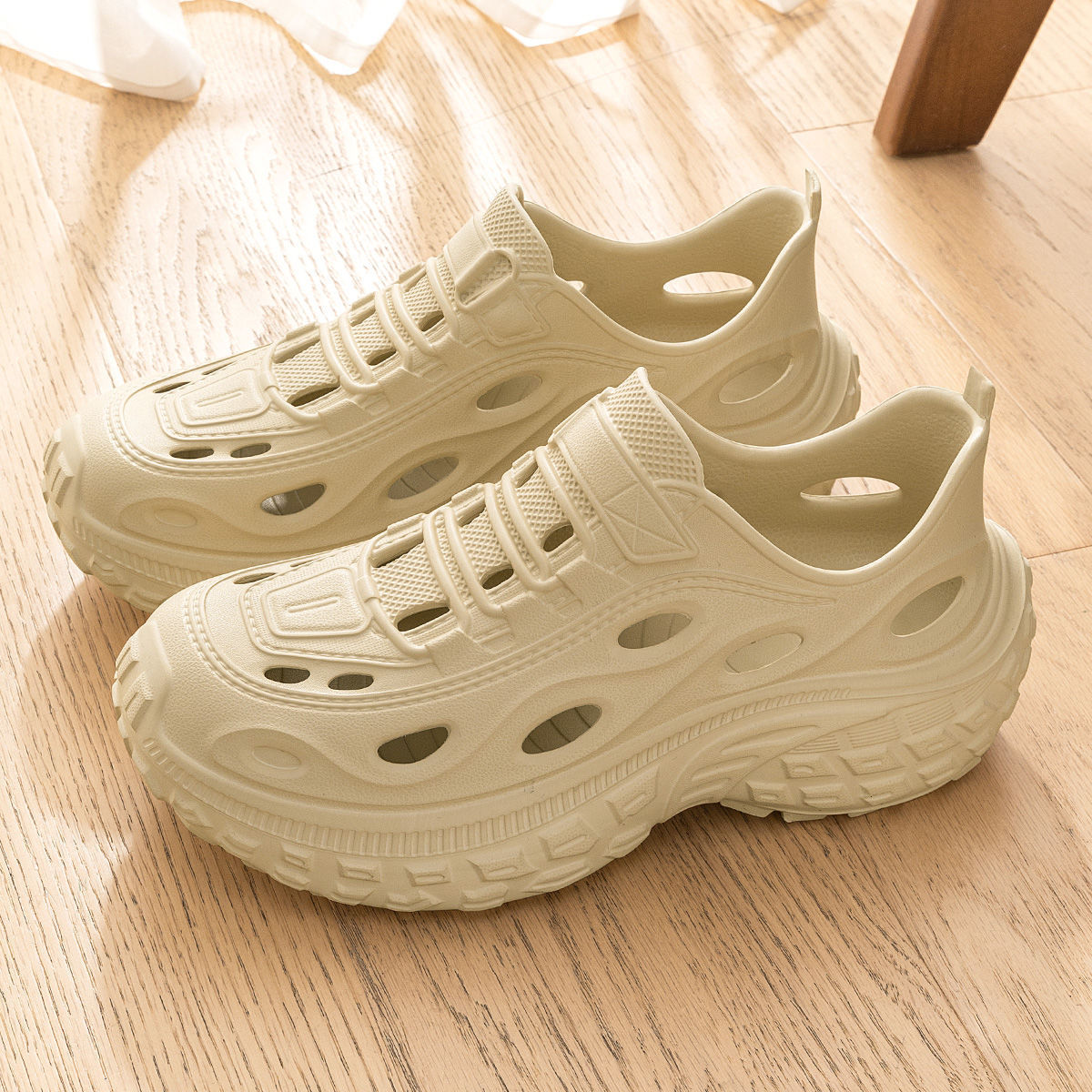 Мужские летние сабо для улицы, – обзор и цена Aquatic Sports Shoes